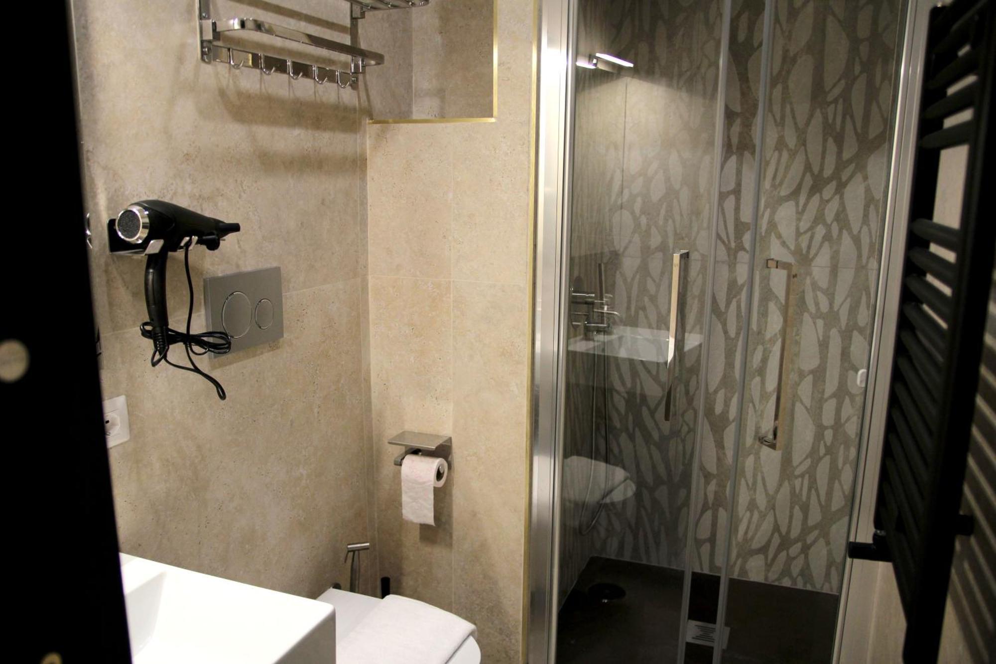 Joyful 148 Luxury Guest House Powered By Joyful Termini Boutique Guest House 로마 외부 사진
