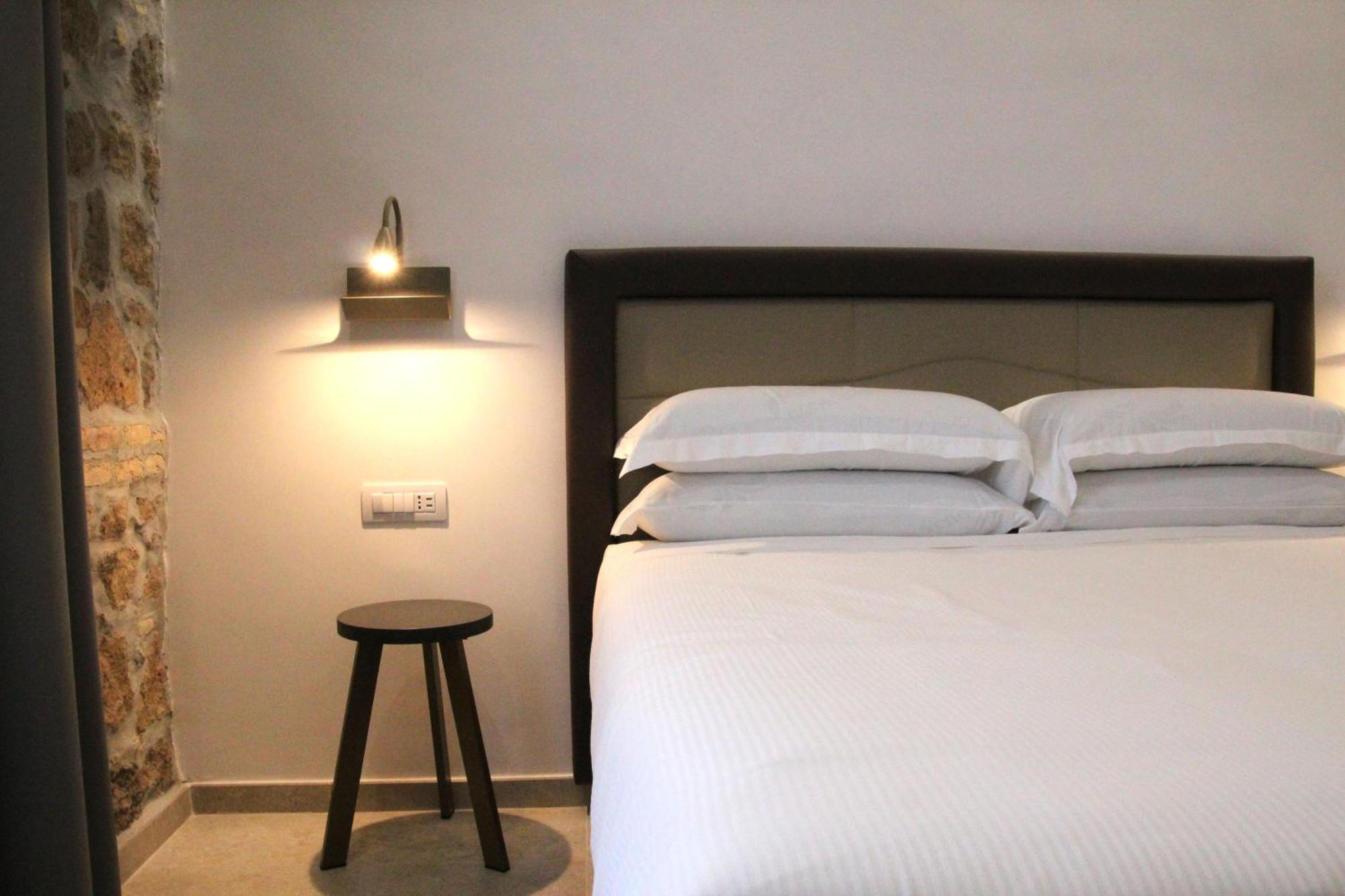 Joyful 148 Luxury Guest House Powered By Joyful Termini Boutique Guest House 로마 외부 사진