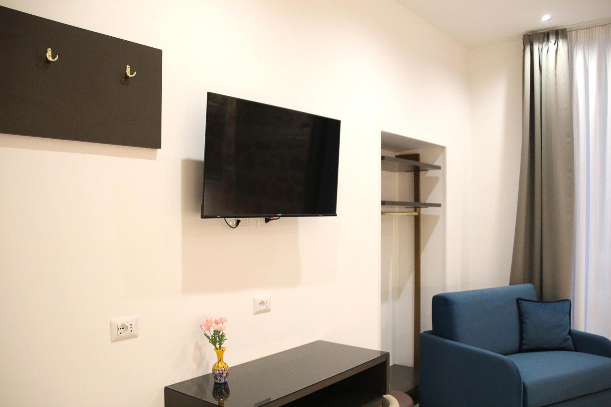 Joyful 148 Luxury Guest House Powered By Joyful Termini Boutique Guest House 로마 외부 사진