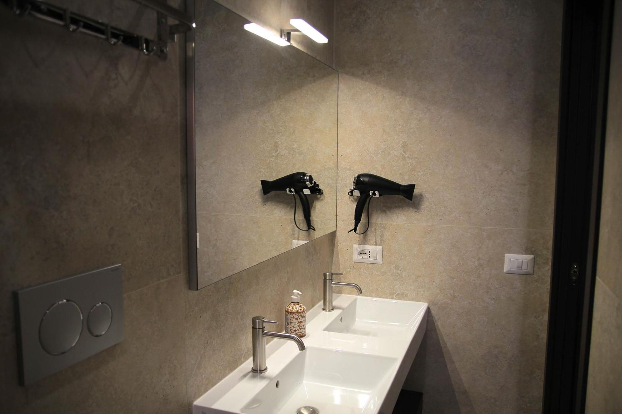 Joyful 148 Luxury Guest House Powered By Joyful Termini Boutique Guest House 로마 외부 사진