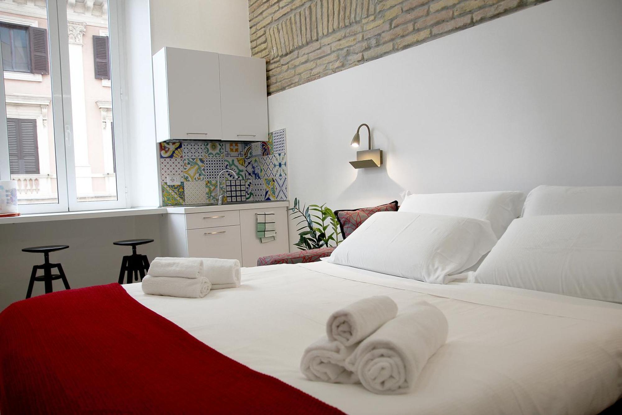Joyful 148 Luxury Guest House Powered By Joyful Termini Boutique Guest House 로마 외부 사진
