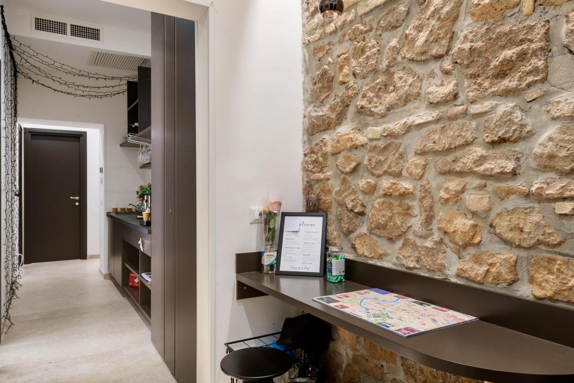 Joyful 148 Luxury Guest House Powered By Joyful Termini Boutique Guest House 로마 외부 사진